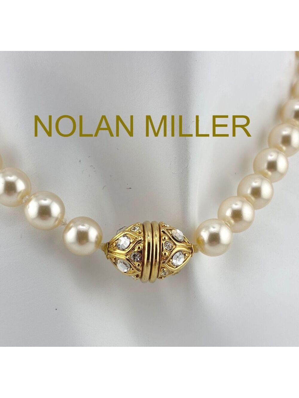 Vintage Nolan Miller Classic Faux Pearl Necklace with Rhinestone Screw Clasp 18"